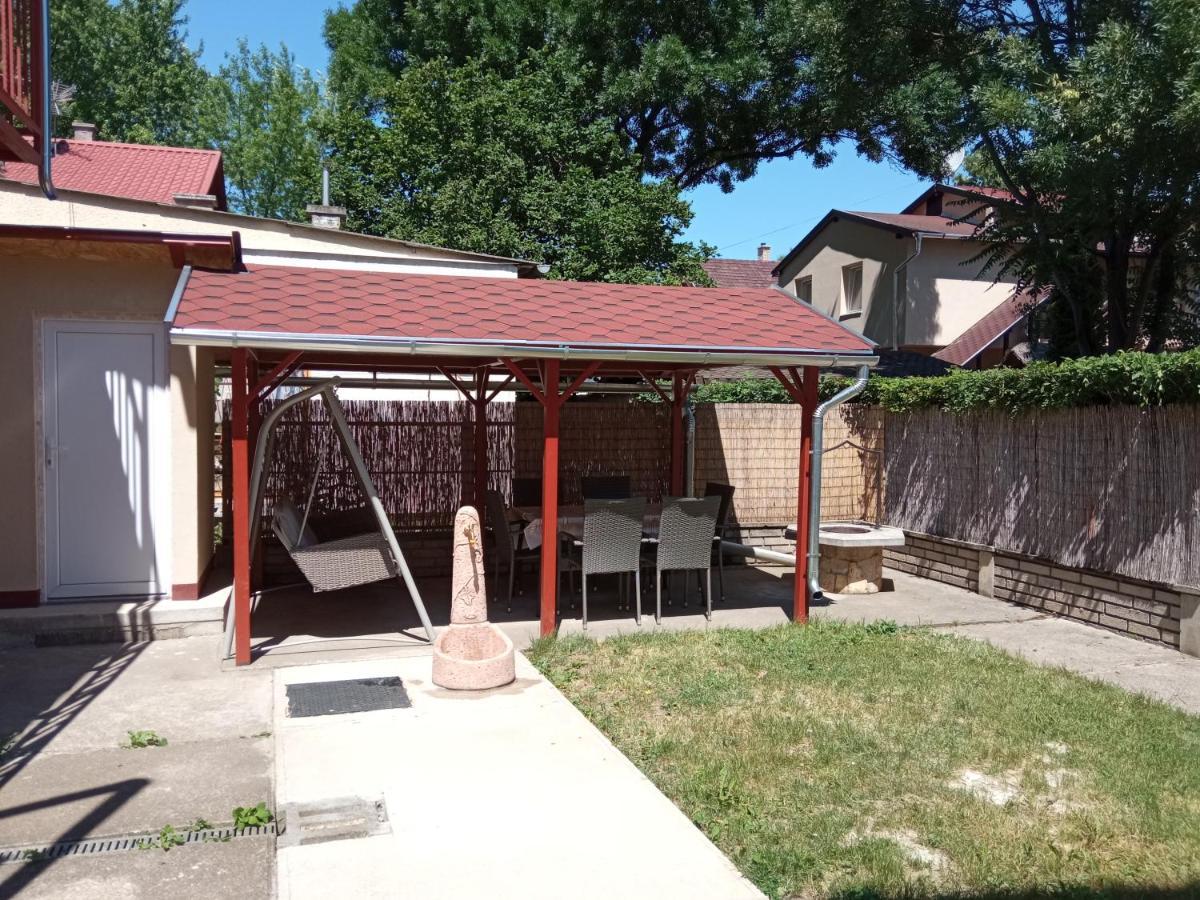 Gyoengyvirag Apartmanhaz Hajdúszoboszló Екстериор снимка